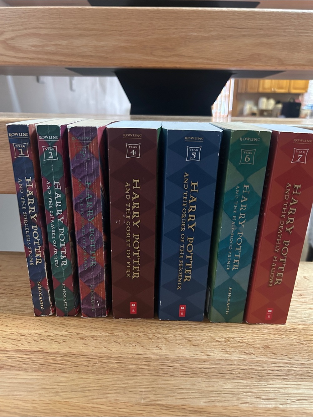J.k Rowling scholastic books year 1-year 7 Harry Potter